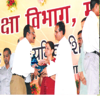 Award by CM